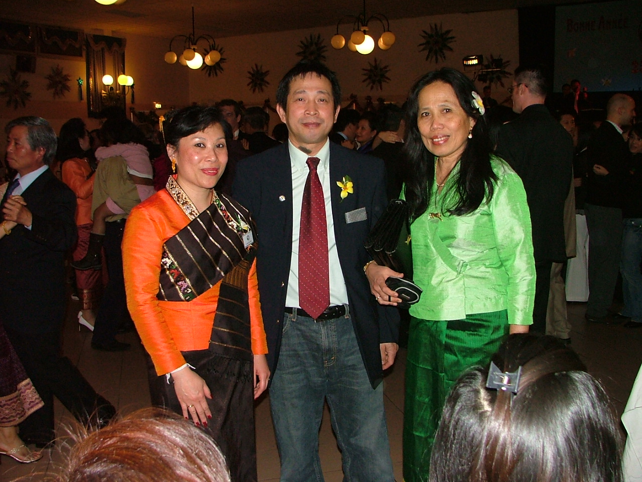 soirée pimay lao 2007associa.femmes lao en france 267.jpg